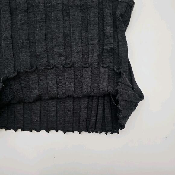 Anthro Akemi Kin Top Womens Medium Black Tank Crop Sweater Lettuce Hem Rib Kaden - Picture 8 of 11